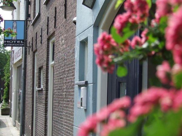 Guesthouse De Utrechtsche Dom Gouda Esterno foto