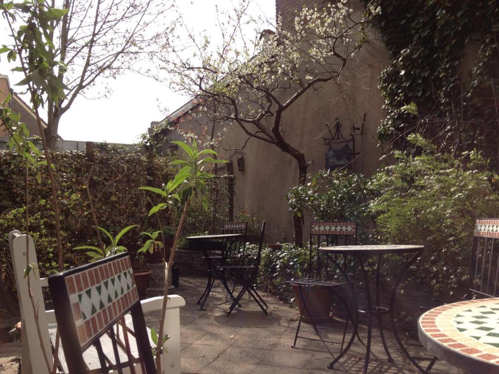 Guesthouse De Utrechtsche Dom Gouda Esterno foto